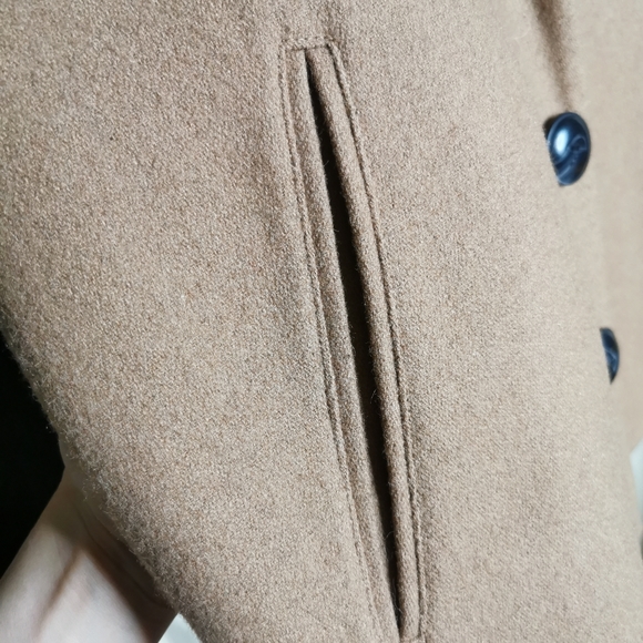 coat - Picture 3 of 4
